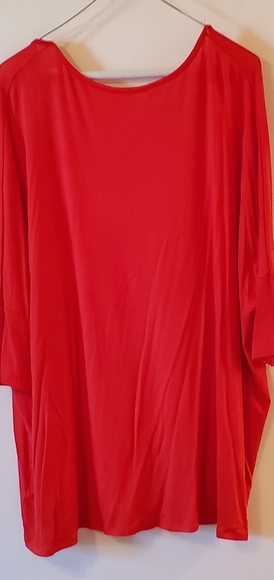Red top - Picture 2 of 2